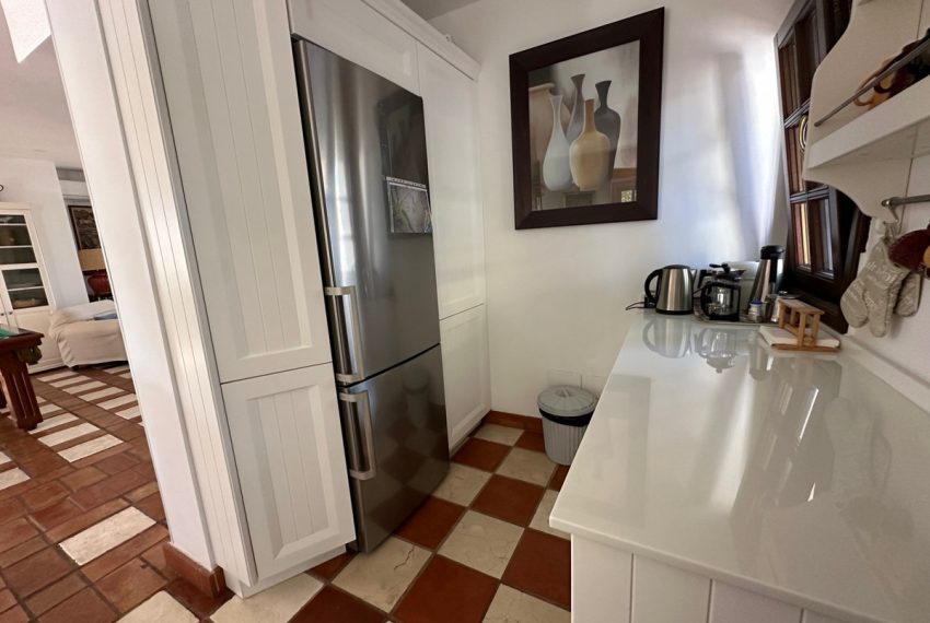 R4830925-Villa-For-Sale-San-Pedro-de-Alcantara-Detached-5-Beds-300-Built-7