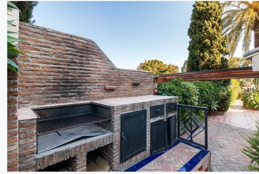 R4837123-Villa-For-Sale-Guadalmina-Alta-Detached-4-Beds-448-Built-9