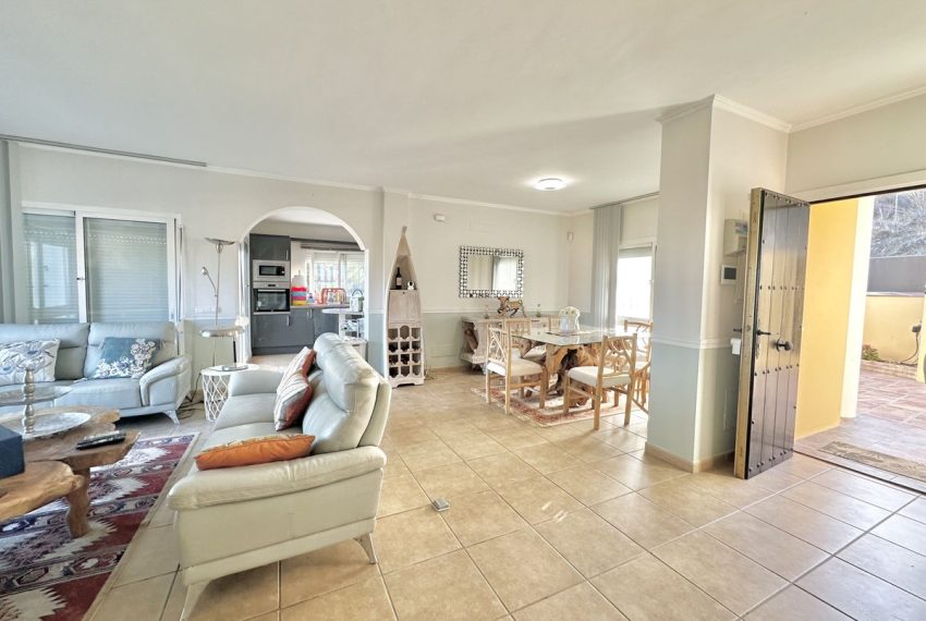 R4839973-Villa-For-Sale-Mijas-Costa-Detached-4-Beds-321-Built-18