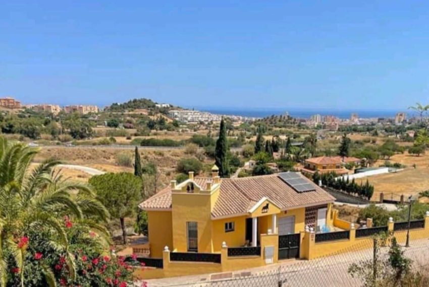 R4839973-Villa-For-Sale-Mijas-Costa-Detached-4-Beds-321-Built-2