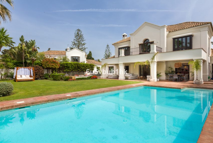 R4841407-Villa-For-Sale-Estepona-Detached-6-Beds-647-Built-2