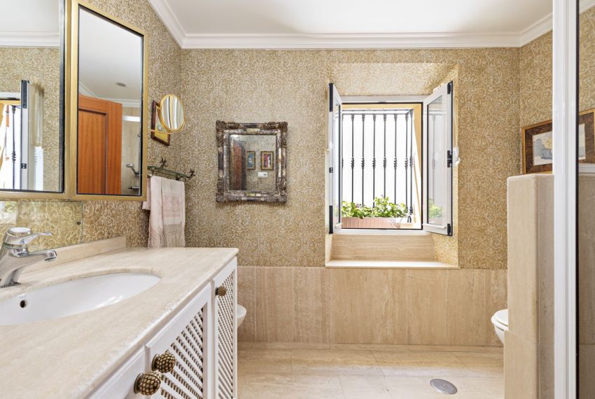 R4841818-Townhouse-For-Sale-Marbella-Terraced-3-Beds-191-Built-12