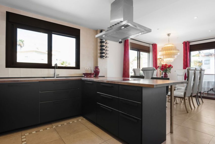 R4849075-Villa-For-Sale-Mijas-Semi-Detached-5-Beds-240-Built-4