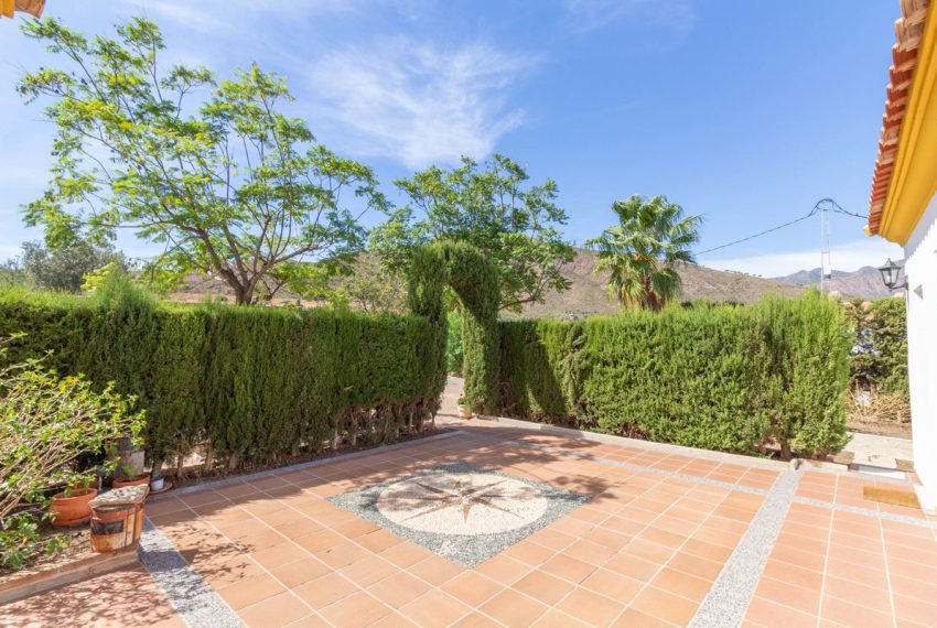 R4849909-Villa-For-Sale-Mijas-Costa-Finca-4-Beds-200-Built-10