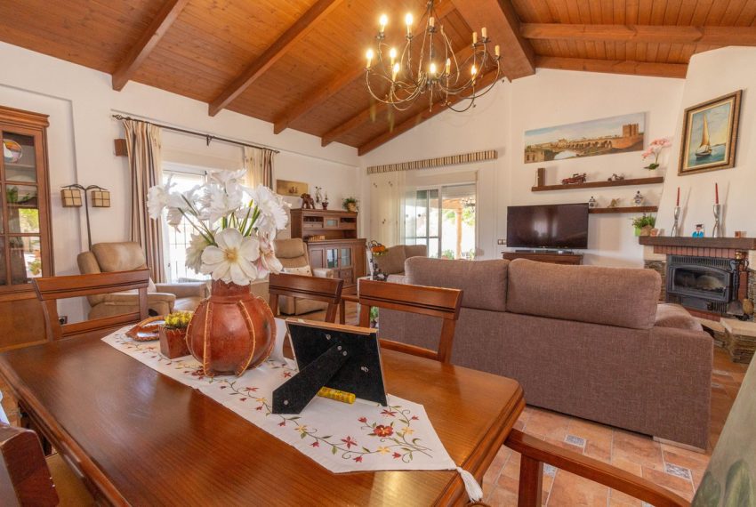R4849909-Villa-For-Sale-Mijas-Costa-Finca-4-Beds-200-Built-14