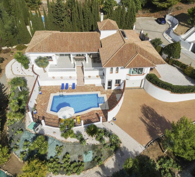 R4863988-Image 1-Detached - 4 Beds - 386 Built