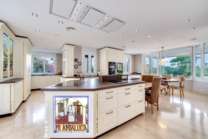 R4866718-Villa-For-Sale-Elviria-Detached-5-Beds-483-Built-15