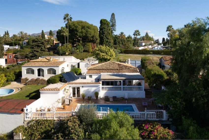 R4875772-Villa-For-Sale-Guadalmina-Alta-Detached-4-Beds-242-Built-1