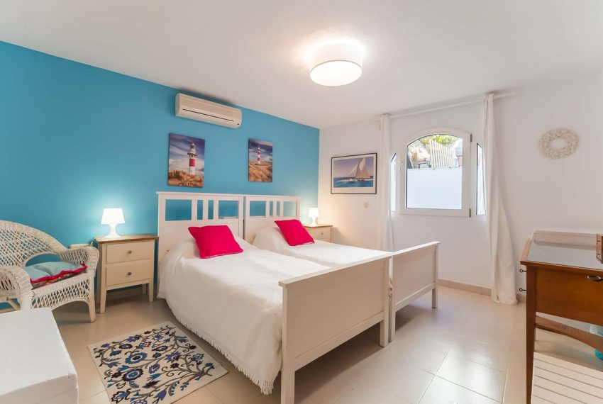 R4875772-Villa-For-Sale-Guadalmina-Alta-Detached-4-Beds-242-Built-5