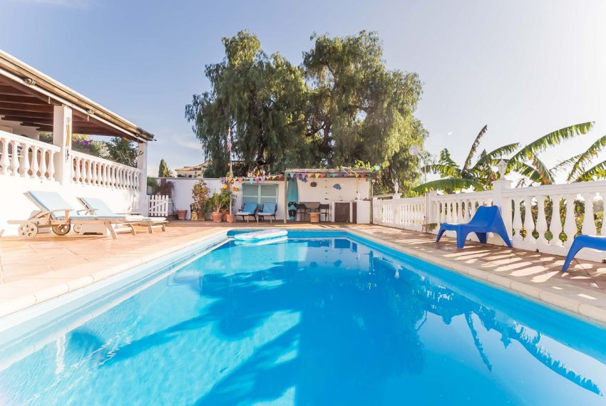 R4875772-Villa-For-Sale-Guadalmina-Alta-Detached-4-Beds-242-Built