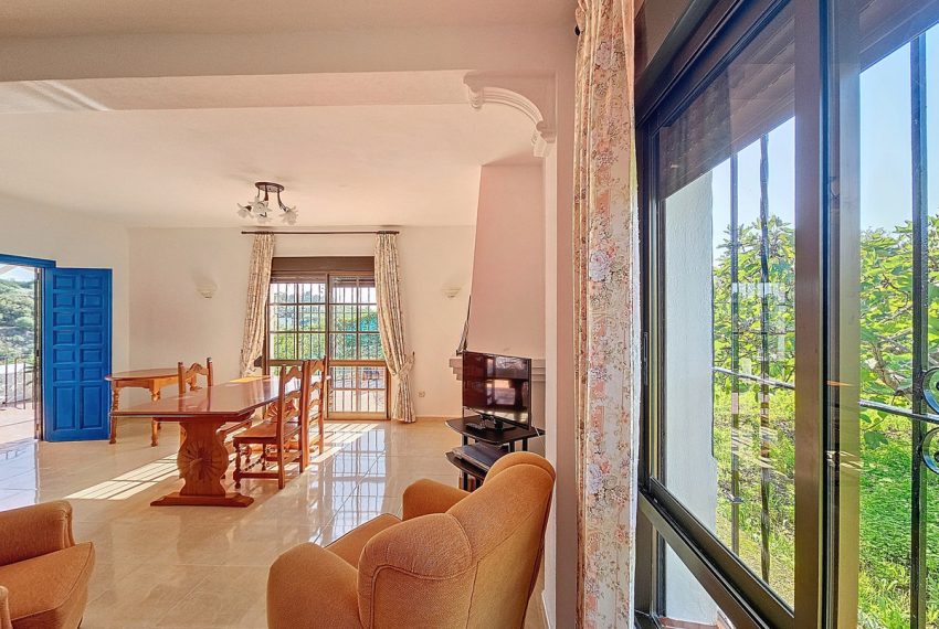 R4876840-Villa-For-Sale-El-Padron-Finca-3-Beds-126-Built-6