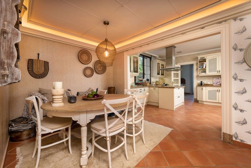 R4879378-Villa-For-Sale-Guadalmina-Baja-Detached-8-Beds-907-Built-13