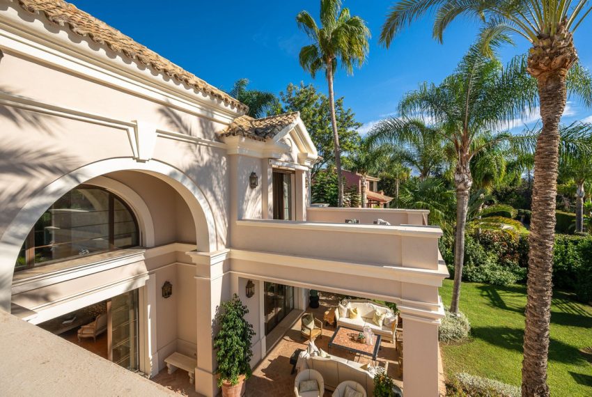 R4879378-Villa-For-Sale-Guadalmina-Baja-Detached-8-Beds-907-Built-3