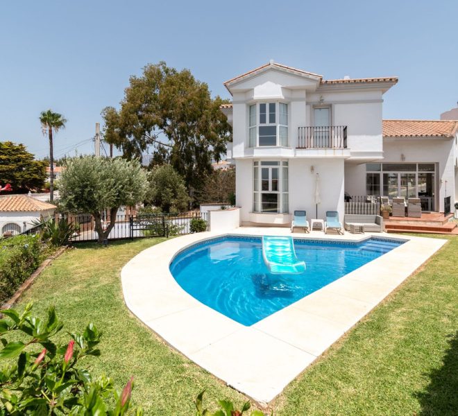 R4880842-Image 1-Detached - 3 Beds - 412 Built