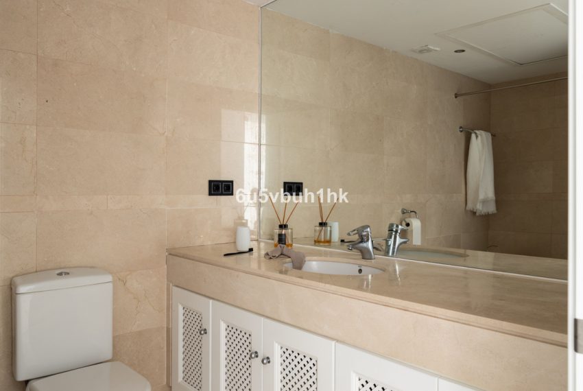 R4881322-Apartment-For-Sale-Aloha-Ground-Floor-2-Beds-174-Built-14