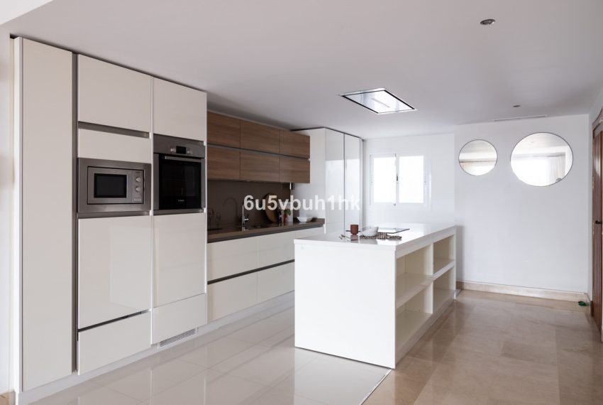 R4881322-Apartment-For-Sale-Aloha-Ground-Floor-2-Beds-174-Built-2