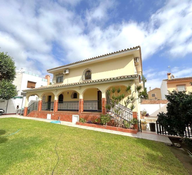 R4882273-Image 1-Detached - 5 Beds - 346 Built