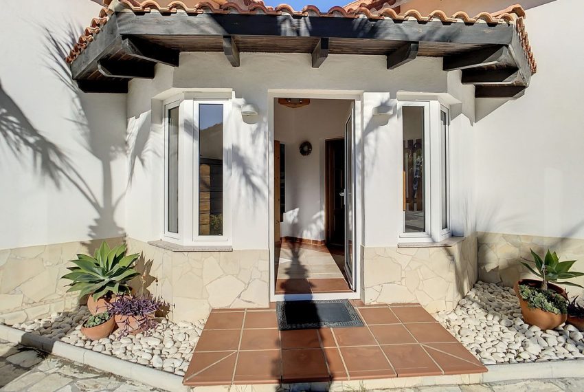 R4882384-Villa-For-Sale-Mijas-Detached-6-Beds-400-Built-1