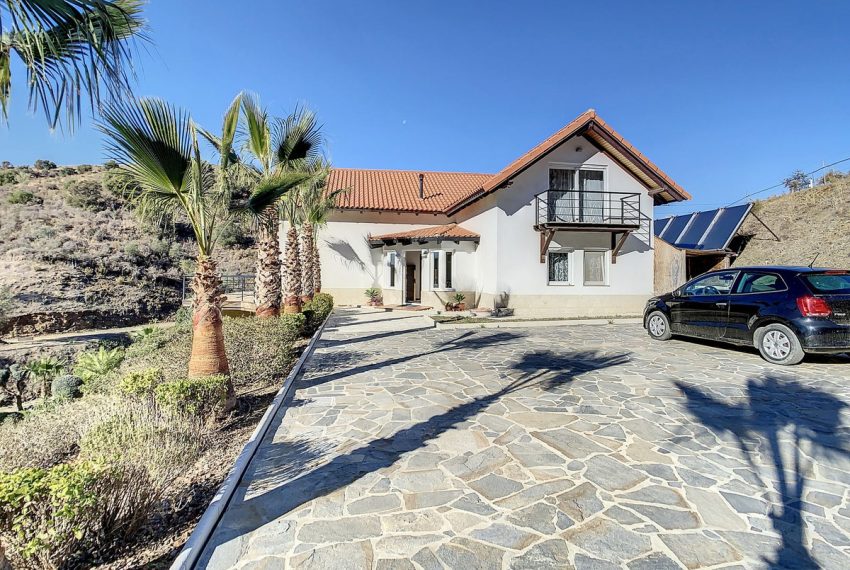 R4882384-Villa-For-Sale-Mijas-Detached-6-Beds-400-Built