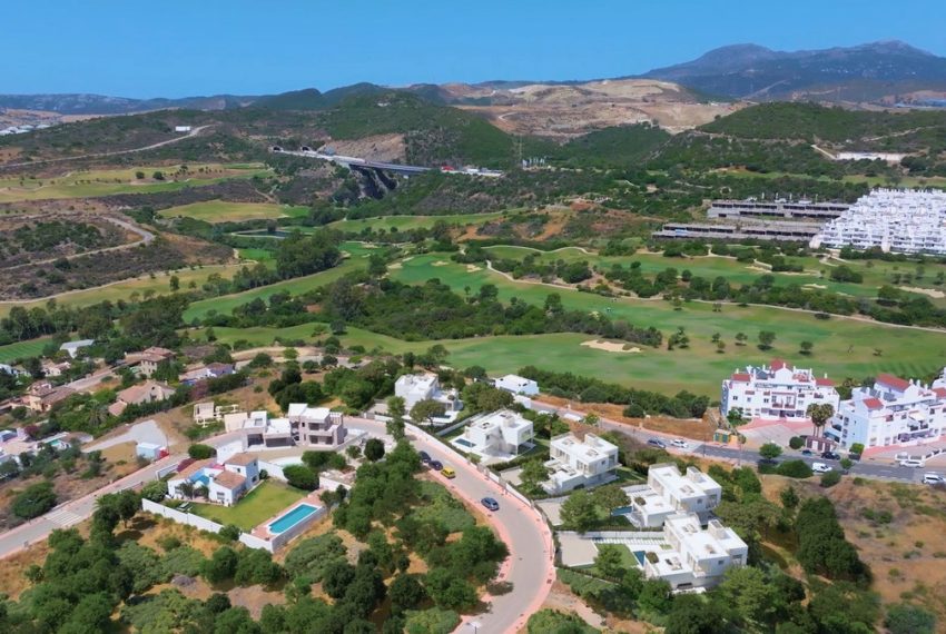 R4883287-Villa-For-Sale-Estepona-Detached-3-Beds-590-Built-3