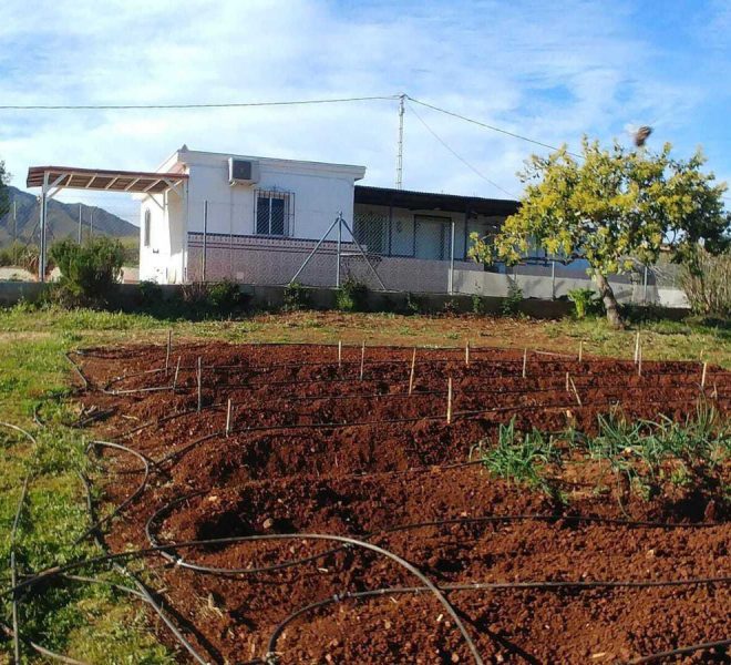 R4887247-Image 1-Finca - 2 Beds - 83 Built