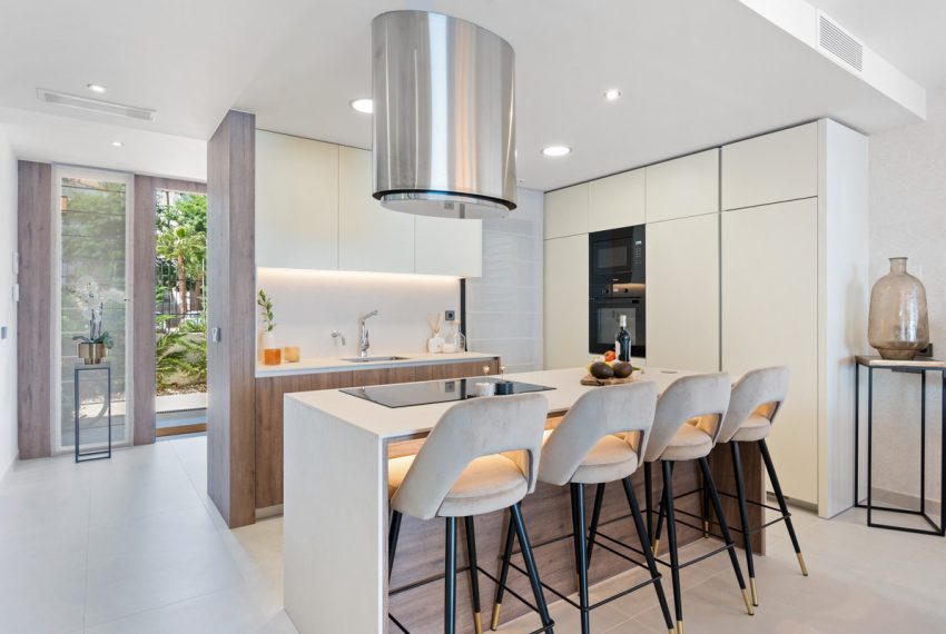 R4888066-Townhouse-For-Sale-Puerto-Banus-Terraced-5-Beds-265-Built-2