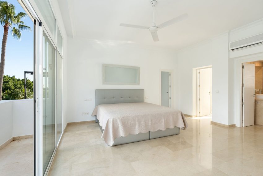 R4892197-Townhouse-For-Sale-La-Quinta-Terraced-4-Beds-275-Built-13