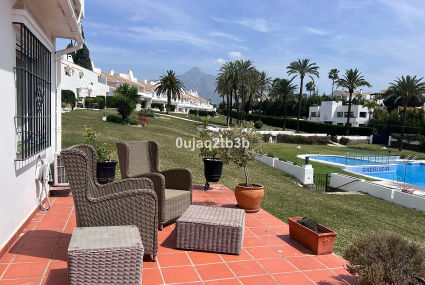 R4896064-Apartment-For-Sale-Nueva-Andalucia-Duplex-4-Beds-216-Built-1