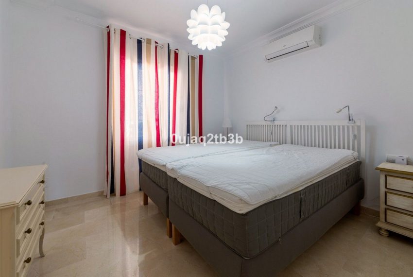 R4896064-Apartment-For-Sale-Nueva-Andalucia-Duplex-4-Beds-216-Built-17