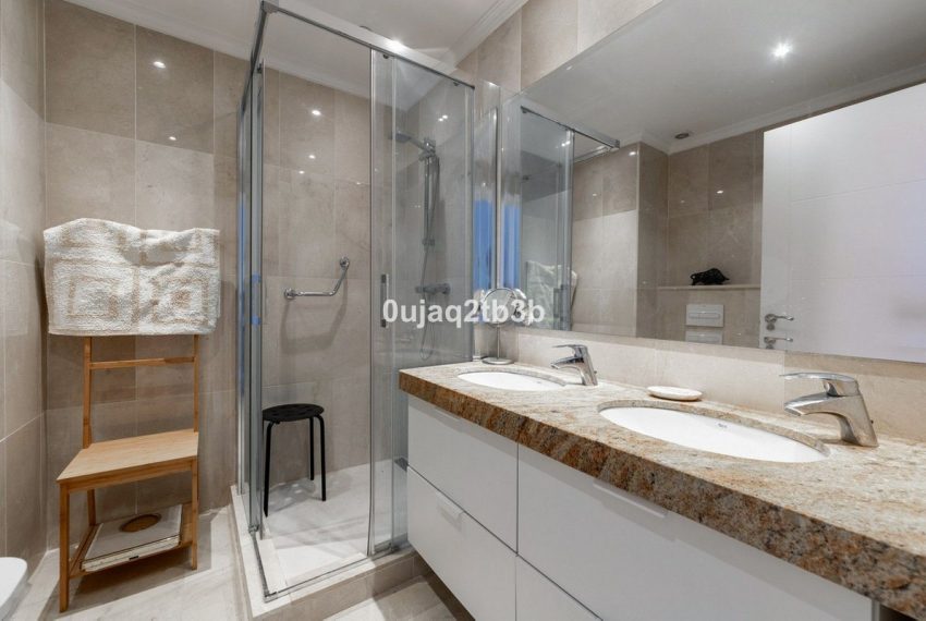 R4896064-Apartment-For-Sale-Nueva-Andalucia-Duplex-4-Beds-216-Built-19