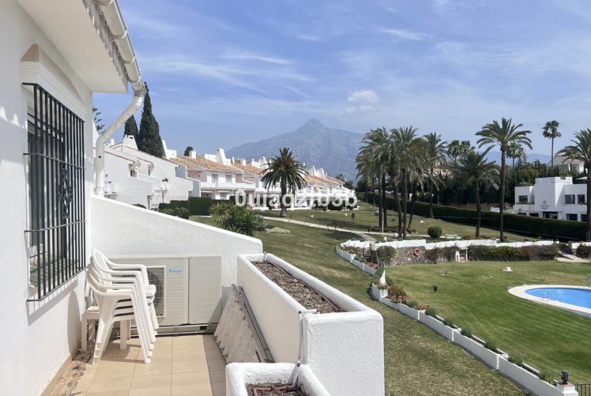 R4896064-Apartment-For-Sale-Nueva-Andalucia-Duplex-4-Beds-216-Built-3