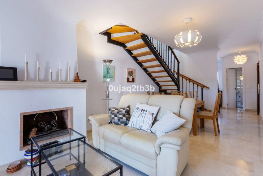 R4896064-Apartment-For-Sale-Nueva-Andalucia-Duplex-4-Beds-216-Built-9