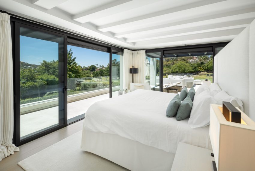 R4896784-Villa-For-Sale-Nueva-Andalucia-Detached-5-Beds-490-Built-18