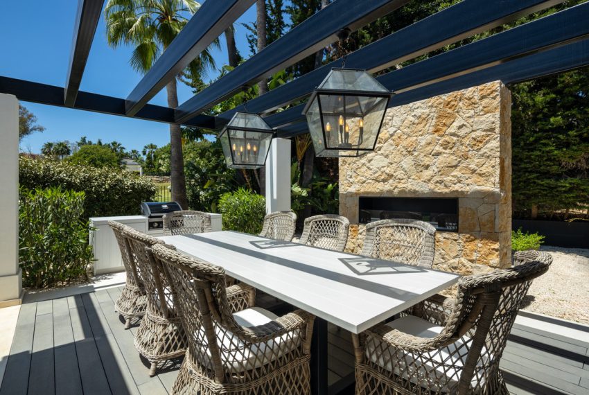 R4896784-Villa-For-Sale-Nueva-Andalucia-Detached-5-Beds-490-Built-7