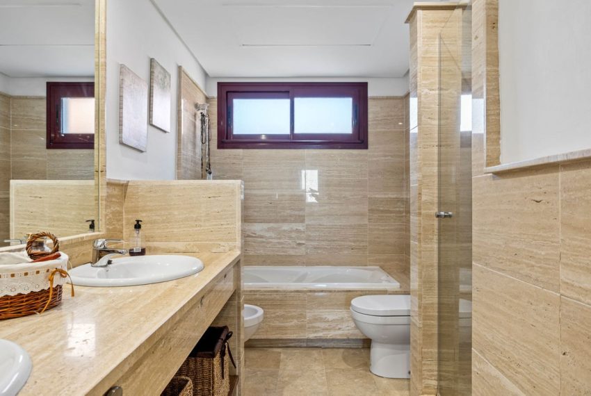 R4898026-Villa-For-Sale-El-Paraiso-Semi-Detached-4-Beds-321-Built-19