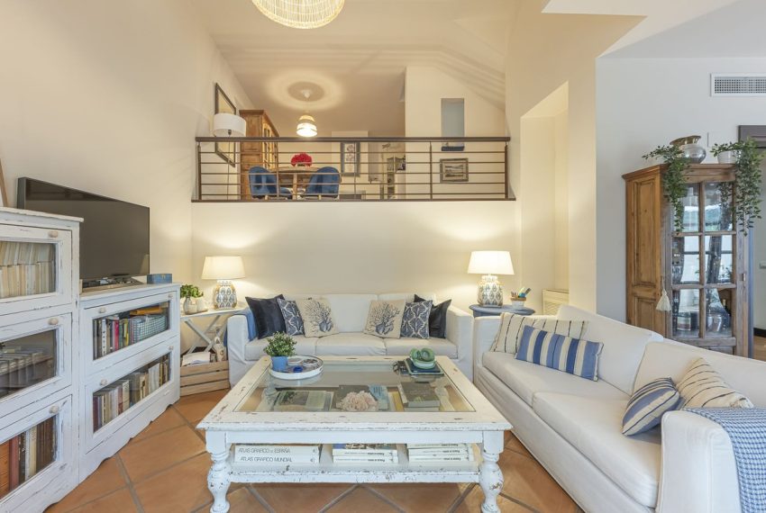 R4898050-Villa-For-Sale-Benahavis-Semi-Detached-4-Beds-300-Built-1