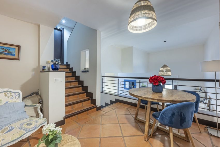 R4898050-Villa-For-Sale-Benahavis-Semi-Detached-4-Beds-300-Built-12