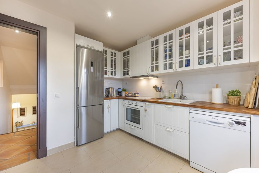 R4898050-Villa-For-Sale-Benahavis-Semi-Detached-4-Beds-300-Built-14