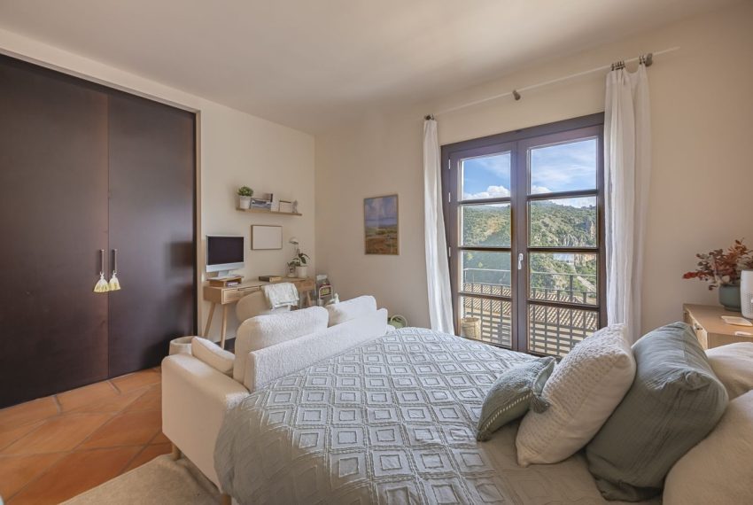 R4898050-Villa-For-Sale-Benahavis-Semi-Detached-4-Beds-300-Built-17