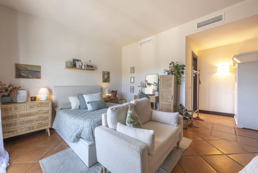 R4898050-Villa-For-Sale-Benahavis-Semi-Detached-4-Beds-300-Built-18