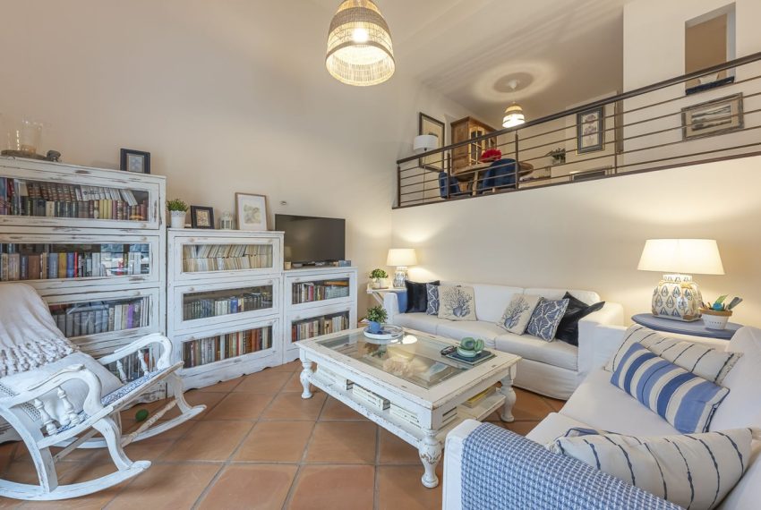R4898050-Villa-For-Sale-Benahavis-Semi-Detached-4-Beds-300-Built-2