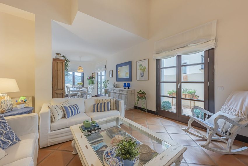 R4898050-Villa-For-Sale-Benahavis-Semi-Detached-4-Beds-300-Built-3