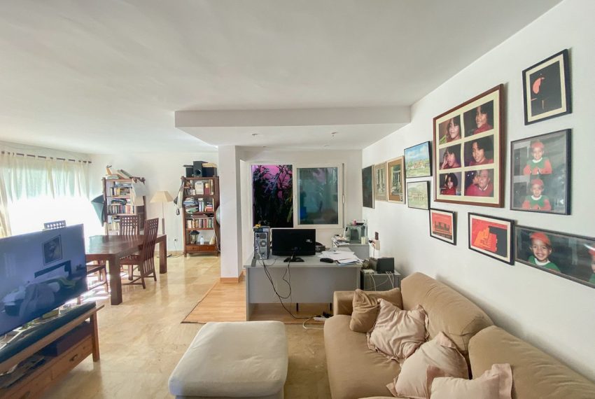 R4899031-Townhouse-For-Sale-Nueva-Andalucia-Terraced-3-Beds-198-Built-1