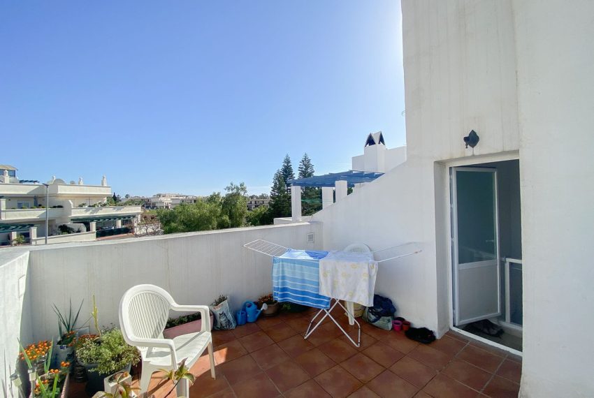 R4899031-Townhouse-For-Sale-Nueva-Andalucia-Terraced-3-Beds-198-Built-8