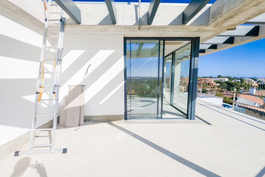 R4900186-Villa-For-Sale-Nueva-Andalucia-Detached-4-Beds-268-Built-17