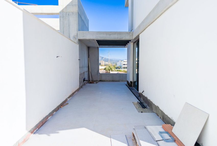 R4900186-Villa-For-Sale-Nueva-Andalucia-Detached-4-Beds-268-Built-9