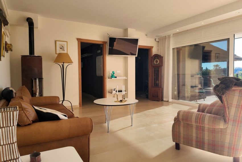 R4901698-Villa-For-Sale-Nueva-Andalucia-Detached-4-Beds-508-Built-12