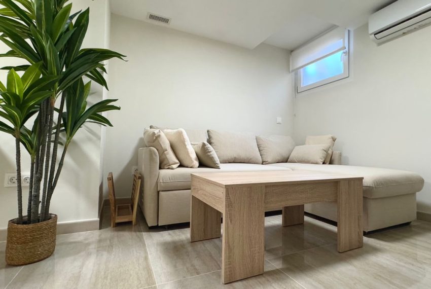 R4904863-Villa-For-Sale-Nueva-Andalucia-Semi-Detached-4-Beds-191-Built-14