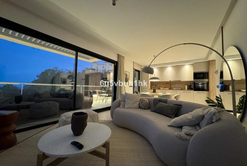 R4904974-Apartment-For-Sale-La-Quinta-Penthouse-3-Beds-101-Built-3