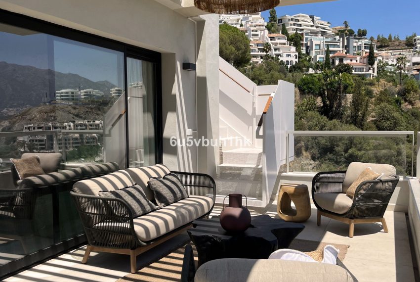 R4904974-Apartment-For-Sale-La-Quinta-Penthouse-3-Beds-101-Built-4